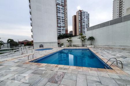 Apartamento para alugar com 111m², 3 quartos e 2 vagas Apartamento para alugar com 111m², 3 quartos e 2 vagasÁrea comum - Piscina