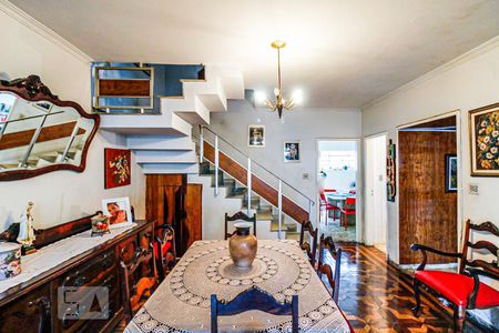 Casa à venda com 234m², 4 quartos e 2 vagasSala de jantar