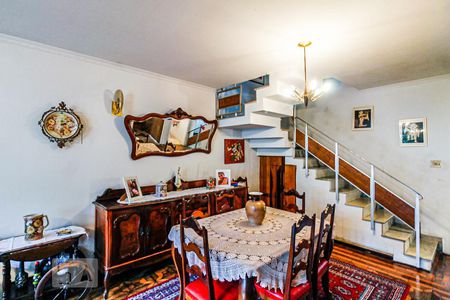 Casa à venda com 234m², 4 quartos e 2 vagasSala de jantar