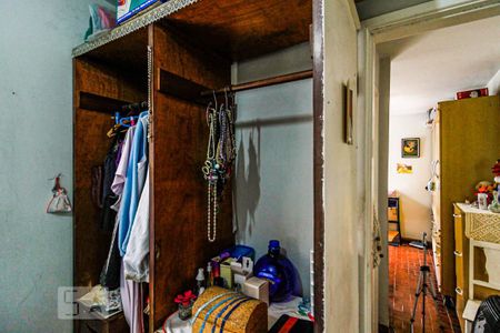 Casa à venda com 234m², 4 quartos e 2 vagasQuarto edícula