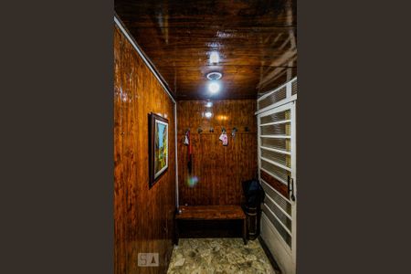 Casa à venda com 234m², 4 quartos e 2 vagasHall