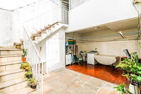 Casa à venda com 234m², 4 quartos e 2 vagasQuintal