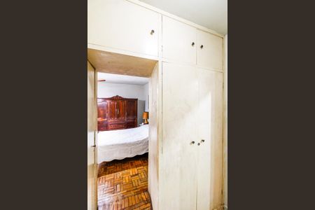 Casa à venda com 234m², 4 quartos e 2 vagasCloset suíte