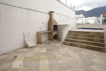 Apartamento à venda com 97m², 3 quartos e 2 vagasÁrea comum - Churrasqueira