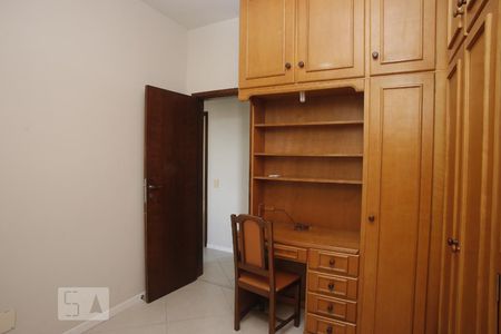 Apartamento à venda com 97m², 3 quartos e 2 vagasQuarto 3