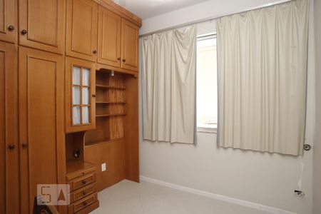 Apartamento à venda com 97m², 3 quartos e 2 vagasQuarto 3