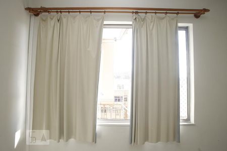 Apartamento à venda com 97m², 3 quartos e 2 vagasQuarto 2