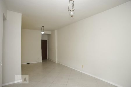 Apartamento à venda com 97m², 3 quartos e 2 vagasSala