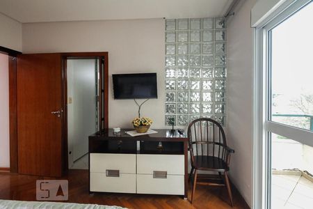 Suíte 1 de casa à venda com 6 quartos, 380m² em Jardim Avelino, São Paulo