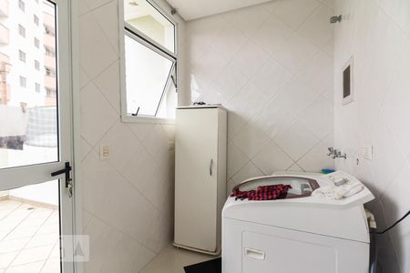 Casa à venda com 380m², 6 quartos e 7 vagasÁrea de serviço 