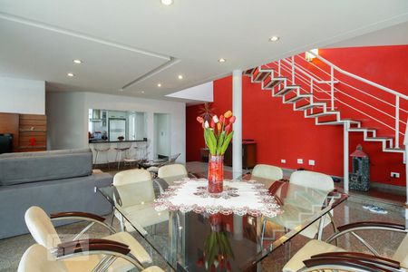 Sala  de casa à venda com 6 quartos, 380m² em Jardim Avelino, São Paulo