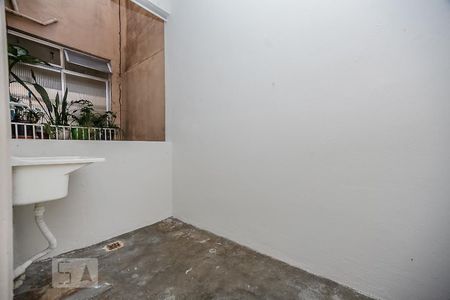 Apartamento para alugar com 65m², 2 quartos e sem vagaÁrea de Serviço