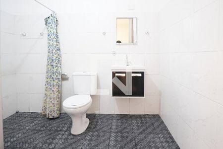 Banheiro Social de casa para alugar com 1 quarto, 36m² em Vila das Mercês, São Paulo