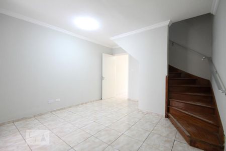 Sala 2 de casa para alugar com 2 quartos, 120m² em Ipiranga, São Paulo
