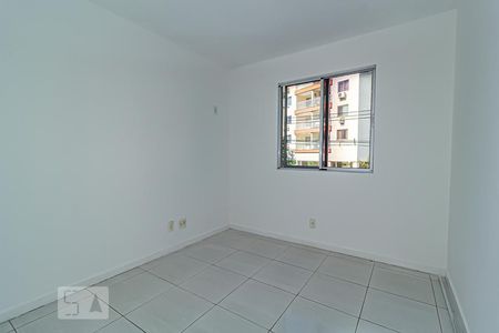 Apartamento à venda com 75m², 3 quartos e 1 vagaQuarto 2