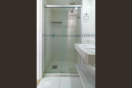 Apartamento à venda com 75m², 3 quartos e 1 vagaBanheiro da Suíte