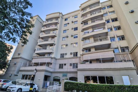 Apartamento à venda com 75m², 3 quartos e 1 vagaFachada