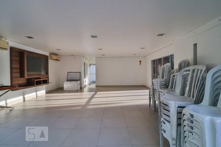 Apartamento à venda com 75m², 3 quartos e 1 vagaSalão de Festas