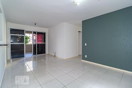 Sala de apartamento à venda com 3 quartos, 75m² em Pechincha, Rio de Janeiro