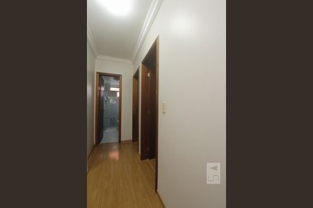CORREDOR de apartamento para alugar com 2 quartos, 80m² em Petrópolis, Porto Alegre