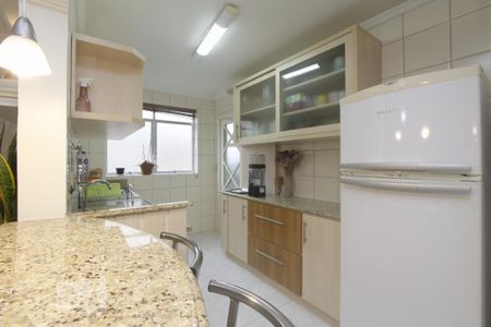 COZINHA de apartamento para alugar com 2 quartos, 80m² em Petrópolis, Porto Alegre