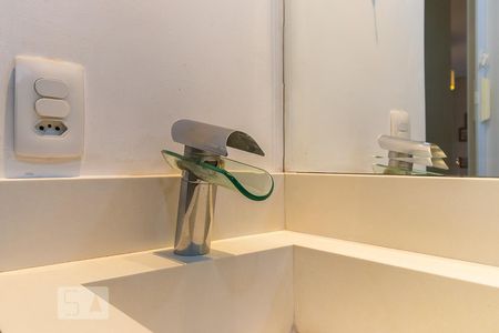 Apartamento à venda com 50m², 2 quartos e 1 vagaBanheiro - Torneira