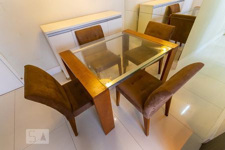 Sala - Mesa e cadeiras de apartamento à venda com 2 quartos, 50m² em Vila Industrial, Campinas