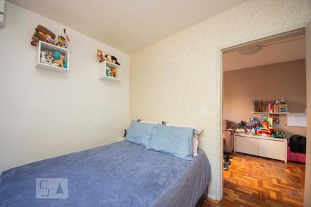 Quarto de apartamento para alugar com 1 quarto, 43m² em Vila Ipiranga, Porto Alegre