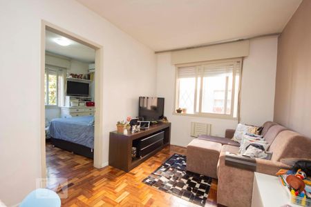 Sala de apartamento para alugar com 1 quarto, 43m² em Vila Ipiranga, Porto Alegre