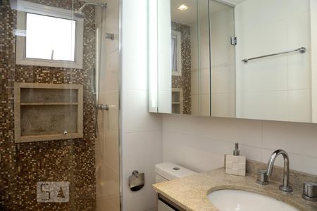 Apartamento à venda com 77m², 2 quartos e 2 vagasBanheiro da Suíte 2