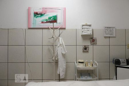 Casa à venda com 298m², 4 quartos e 2 vagas Casa à venda com 298m², 4 quartos e 2 vagasQuarto 2