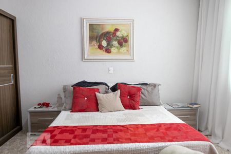 Casa à venda com 298m², 4 quartos e 2 vagas Casa à venda com 298m², 4 quartos e 2 vagasSuíte