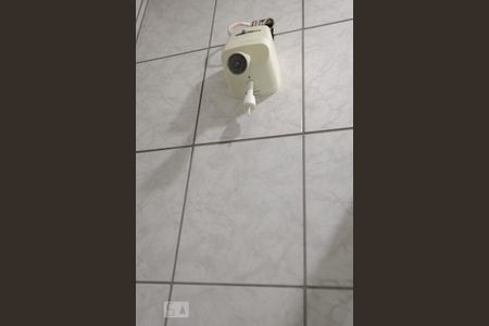 Casa à venda com 298m², 4 quartos e 2 vagas Casa à venda com 298m², 4 quartos e 2 vagasLavabo