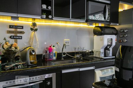 Casa à venda com 298m², 4 quartos e 2 vagas Casa à venda com 298m², 4 quartos e 2 vagasCozinha integrada