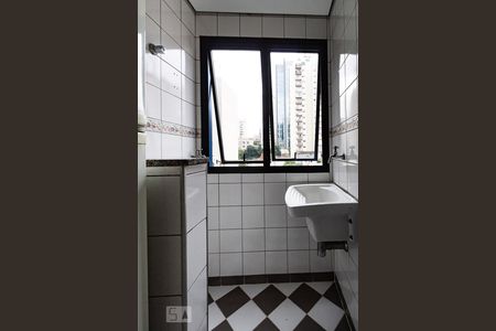 Apartamento à venda com 35m², 2 quartos e 1 vaga Apartamento à venda com 35m², 2 quartos e 1 vagaÁrea de Serviço