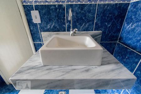 Casa à venda com 224m², 4 quartos e 5 vagas Casa à venda com 224m², 4 quartos e 5 vagasBanheiro da Suíte 2