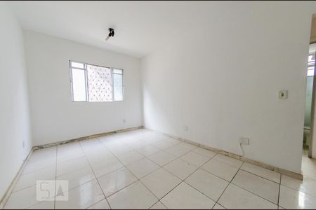 Sala de apartamento para alugar com 2 quartos, 50m² em Alto Caiçaras, Belo Horizonte