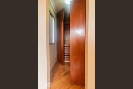 Apartamento à venda com 63m², 2 quartos e 1 vagaCloset Quarto 2