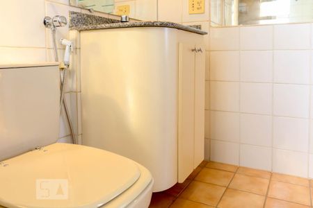 Apartamento para alugar com 160m², 4 quartos e 2 vagas Apartamento para alugar com 160m², 4 quartos e 2 vagasBanheiro da Suíte