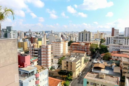 Apartamento para alugar com 160m², 4 quartos e 2 vagas Apartamento para alugar com 160m², 4 quartos e 2 vagasÁrea de Serviço