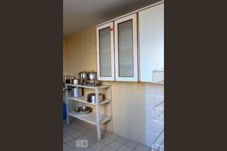 Apartamento para alugar com 160m², 4 quartos e 2 vagas Apartamento para alugar com 160m², 4 quartos e 2 vagasÁrea comum - Salão de festas