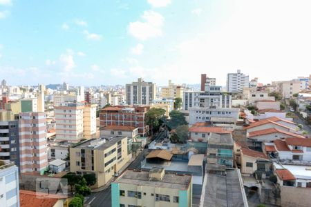 Apartamento para alugar com 160m², 4 quartos e 2 vagas Apartamento para alugar com 160m², 4 quartos e 2 vagasQuarto Suíte