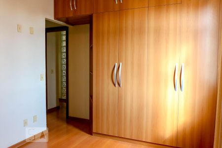 Apartamento para alugar com 160m², 4 quartos e 2 vagas Apartamento para alugar com 160m², 4 quartos e 2 vagasQuarto Suíte