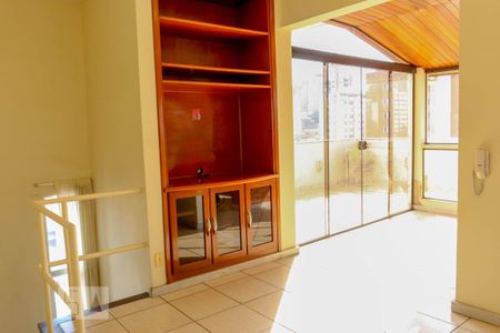 Apartamento para alugar com 160m², 4 quartos e 2 vagas Apartamento para alugar com 160m², 4 quartos e 2 vagasCobertura