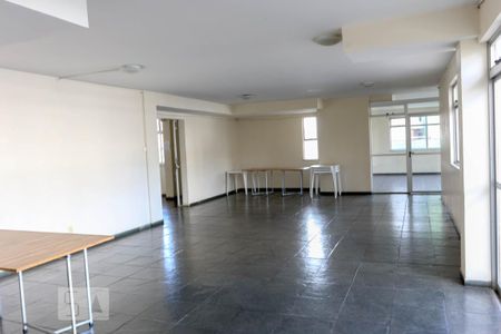 Apartamento para alugar com 160m², 4 quartos e 2 vagas Apartamento para alugar com 160m², 4 quartos e 2 vagasÁrea comum - Salão de festas