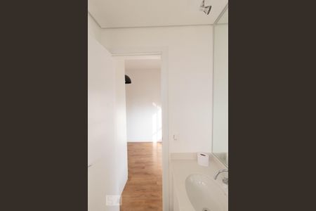 Apartamento para alugar com 70m², 2 quartos e 1 vaga Apartamento para alugar com 70m², 2 quartos e 1 vagaBanheiro Suíte 2