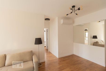 Apartamento para alugar com 70m², 2 quartos e 1 vaga Apartamento para alugar com 70m², 2 quartos e 1 vagaSala