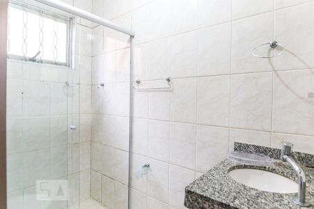 Casa para alugar com 100m², 3 quartos e 2 vagasBanheiro da Suíte