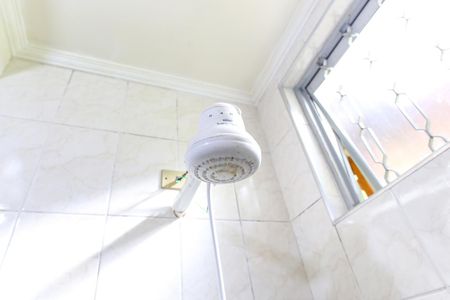 Casa para alugar com 100m², 3 quartos e 2 vagasBanheiro