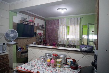 Casa para alugar com 120m², 6 quartos e 3 vagasCasa 1 - Cozinha
